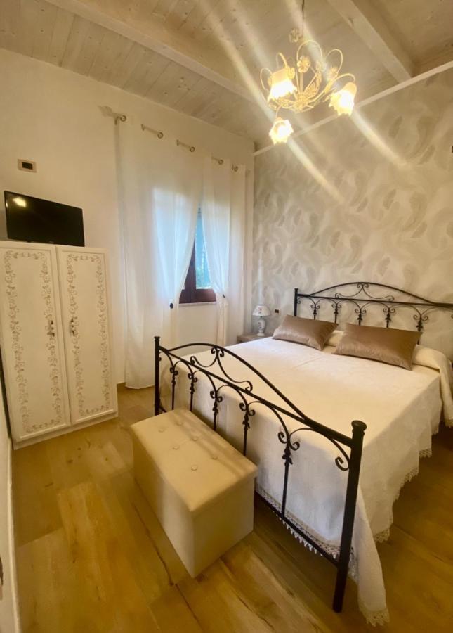 קסטלבאטה Chalet Del Girasole מראה חיצוני תמונה