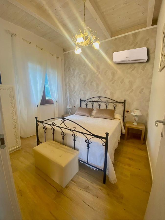 קסטלבאטה Chalet Del Girasole מראה חיצוני תמונה