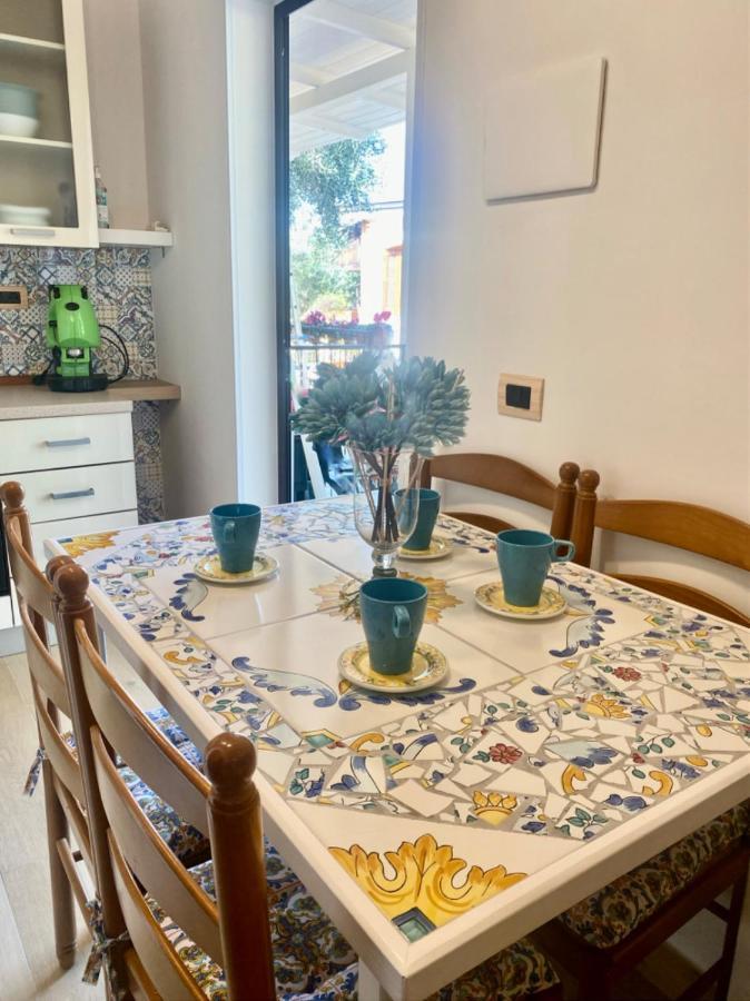 קסטלבאטה Chalet Del Girasole מראה חיצוני תמונה